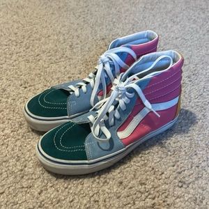 Hardly worn multicolor vans